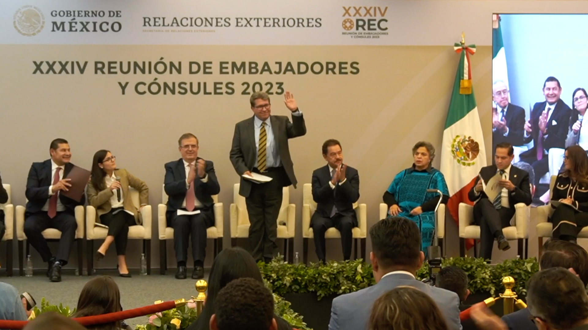 Reconoce Senado Labor De Embajadores Y C Nsules Que Fortalece Presencia