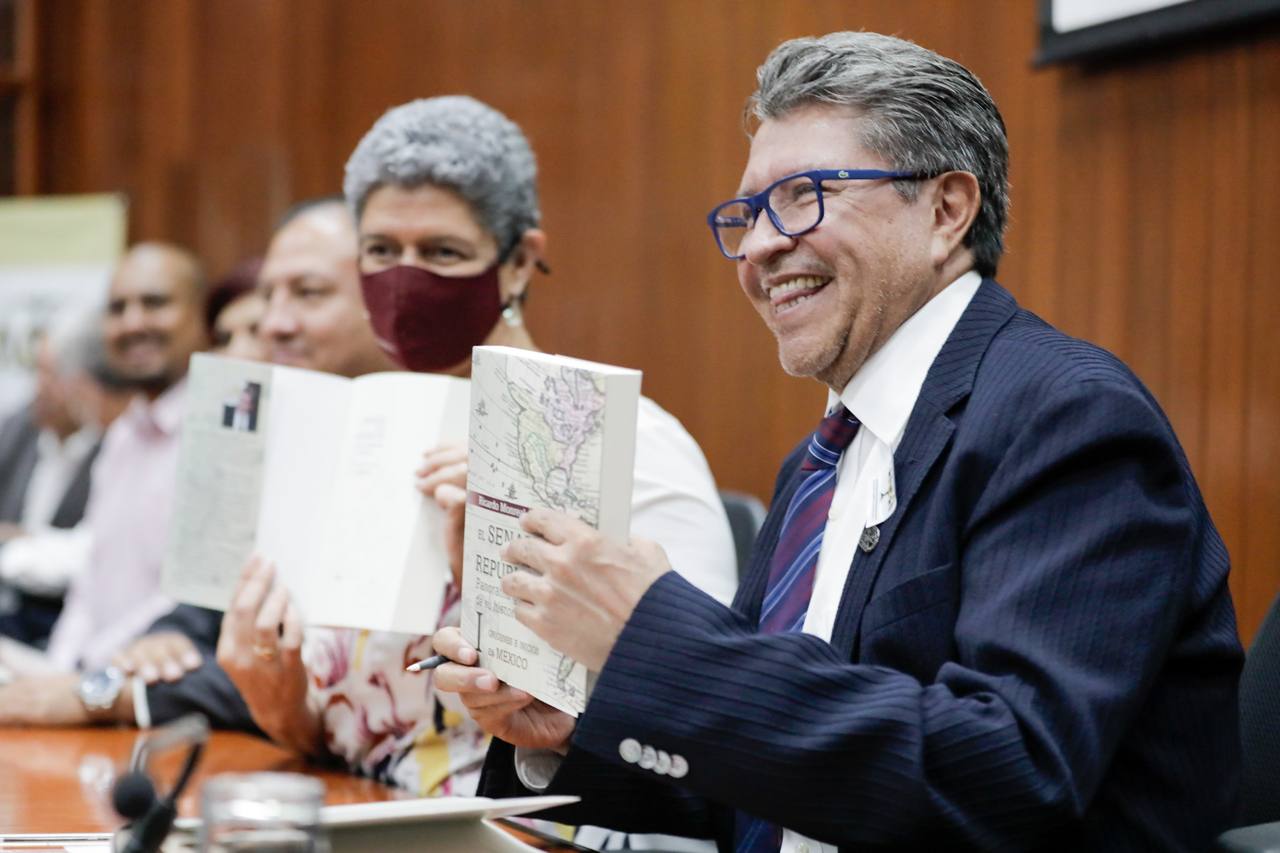 Lee más sobre el artículo Versión de la presentación del libro “El Senado de la República. Panorama General de su Historia I. Orígenes e Inicios en México”, escrito por el senador Ricardo Monreal Ávila, coordinador del Grupo Parlamentario de Morena