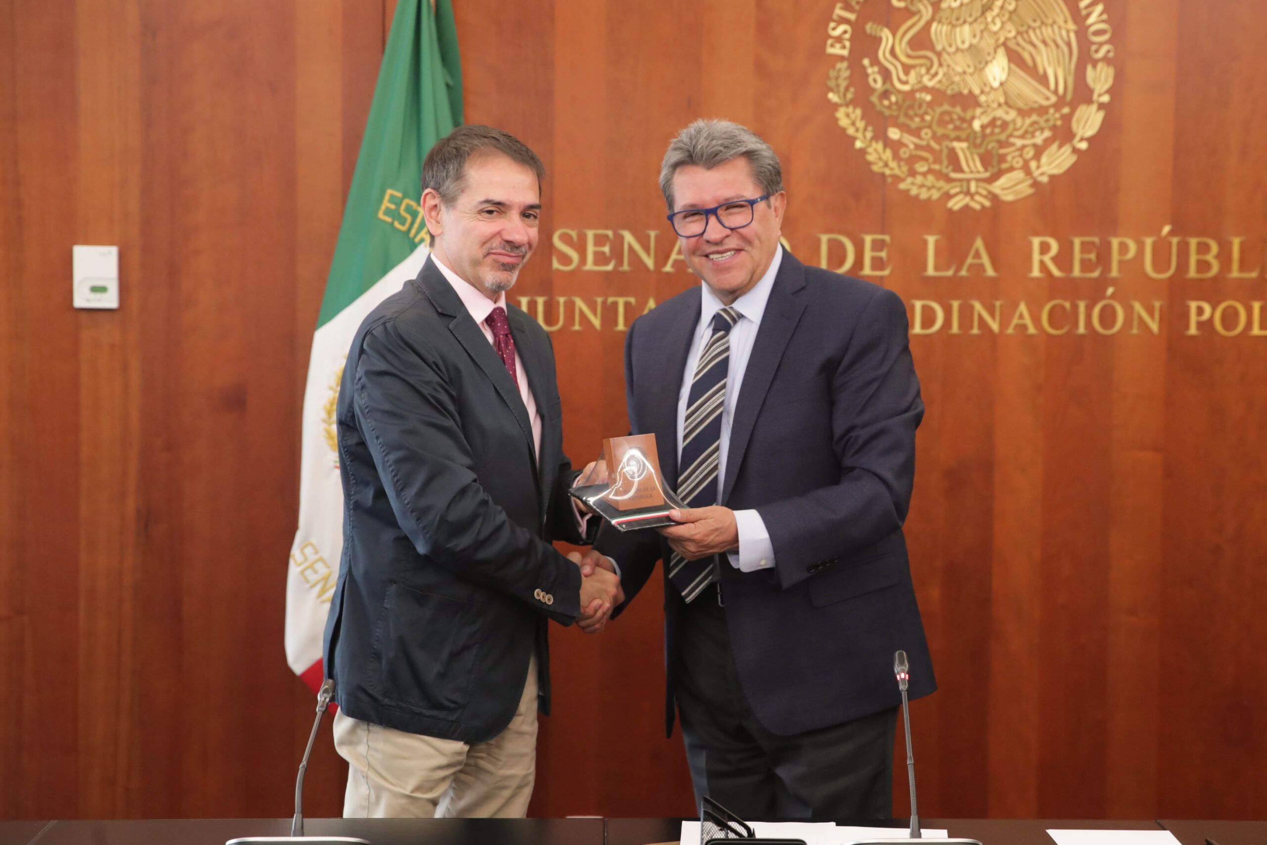 Lee más sobre el artículo De alto nivel, la XVI Reunión Interparlamentaria México-España, adelanta Ricardo Monreal